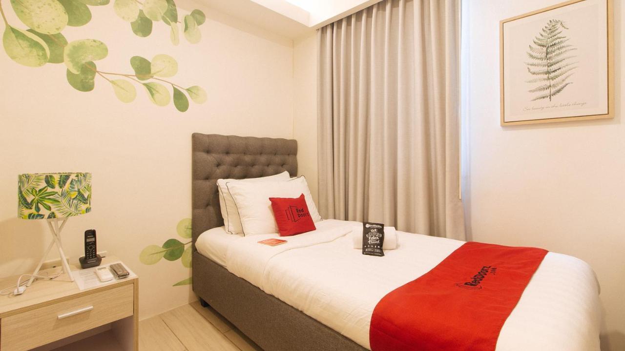Reddoorz Plus At La Belle Residences Makati City Exteriör bild