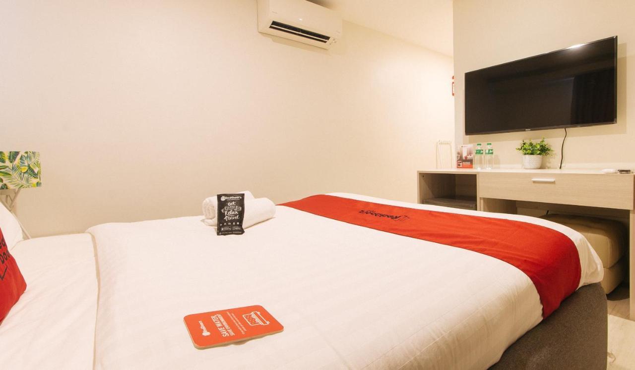 Reddoorz Plus At La Belle Residences Makati City Exteriör bild